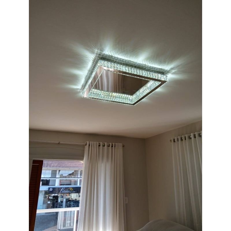 Plafon de Sobrepor LED 64W com Controle Remoto 60x60cm